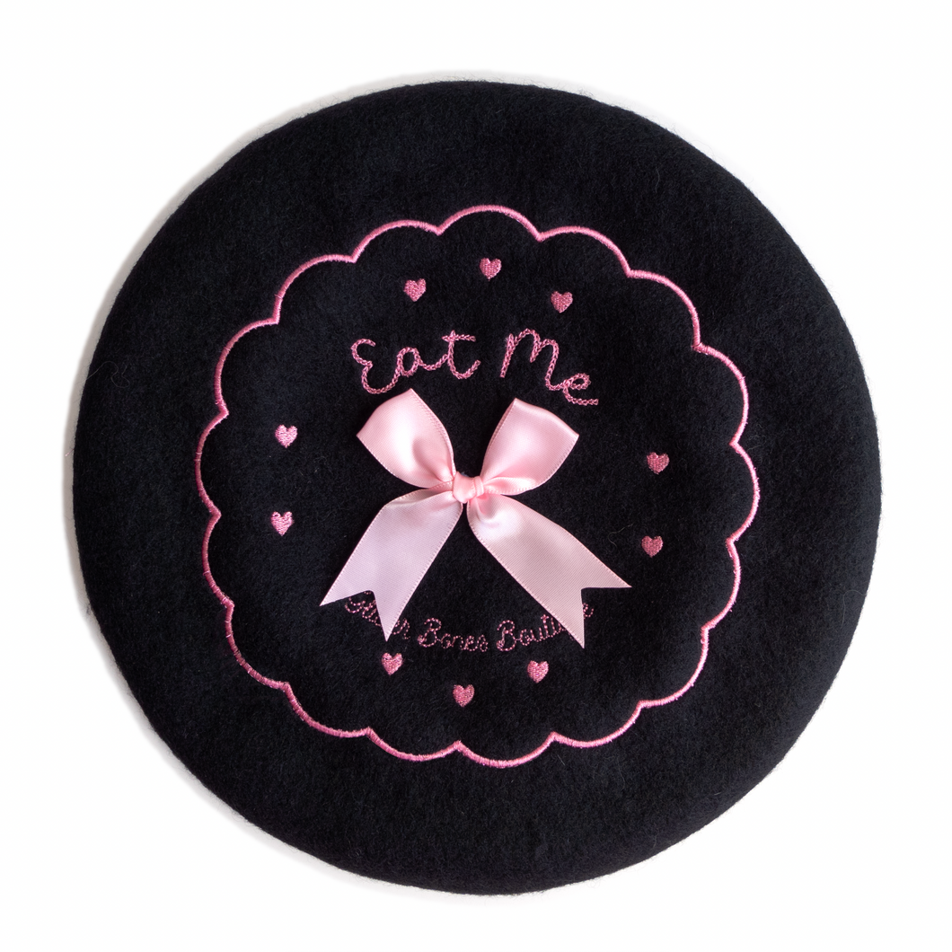 Eat Me Biscuit Beret Black